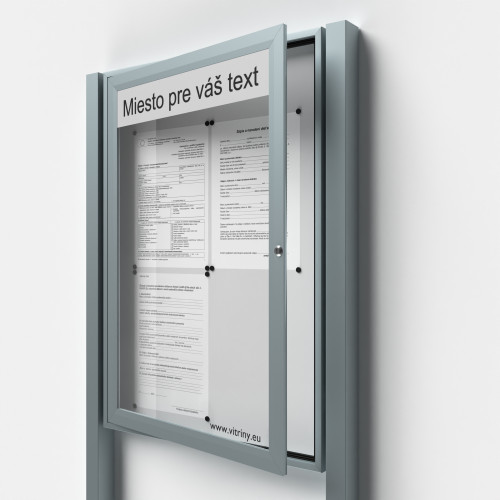 Uzamykateľná informačná vitrína 4xA4 SIDE50 s nápisom a stĺpikmi