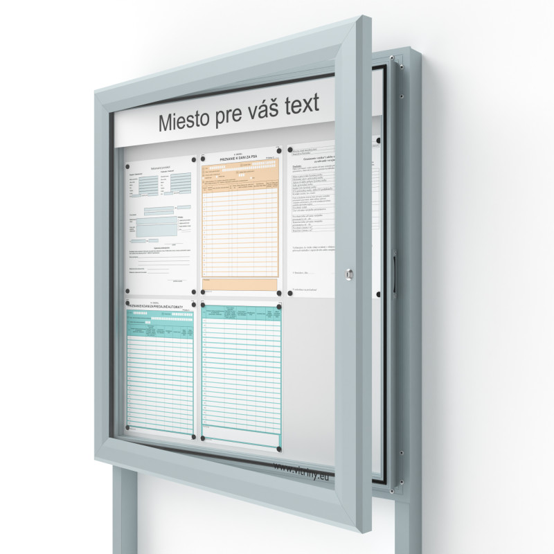 Vonkajšia informačná vitrína 6xA4 SIDE60 s nápisom a stĺpikmi