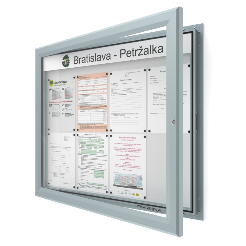 Vonkajšia informačná vitrína  8xA4 SIDE60 s nápisom