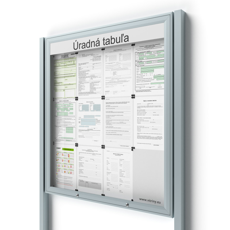 Uzamykateľná informačná vitrína 12xA4 UP50 s nápisom a stĺpikmi