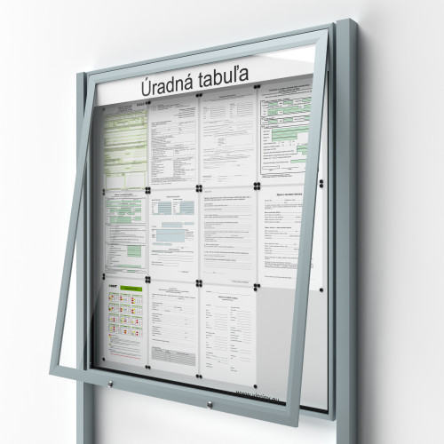 Uzamykateľná informačná vitrína 12xA4 UP50 s nápisom a stĺpikmi