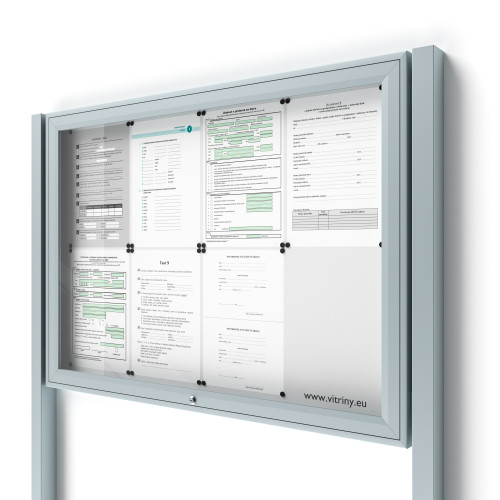 Uzamykateľná informačná vitrína 8xA4 so stĺpikmi