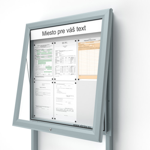 Vonkajšia informačná vitrína 6xA4 UP60 s nápisom a stĺpikmi